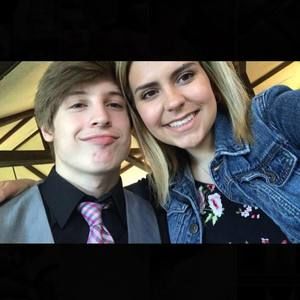 Meet your Posher, Alexis